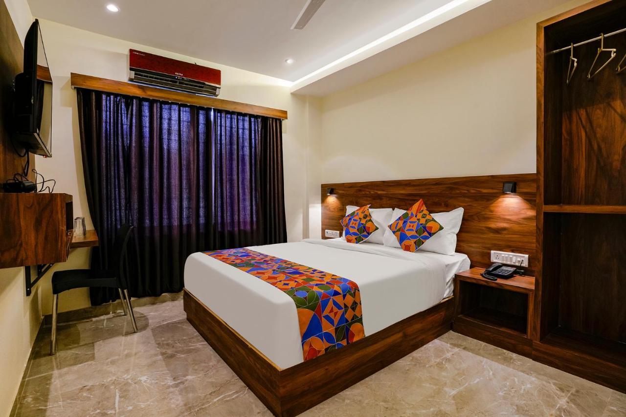 Fabhotel Antlers Mumbai Exterior photo