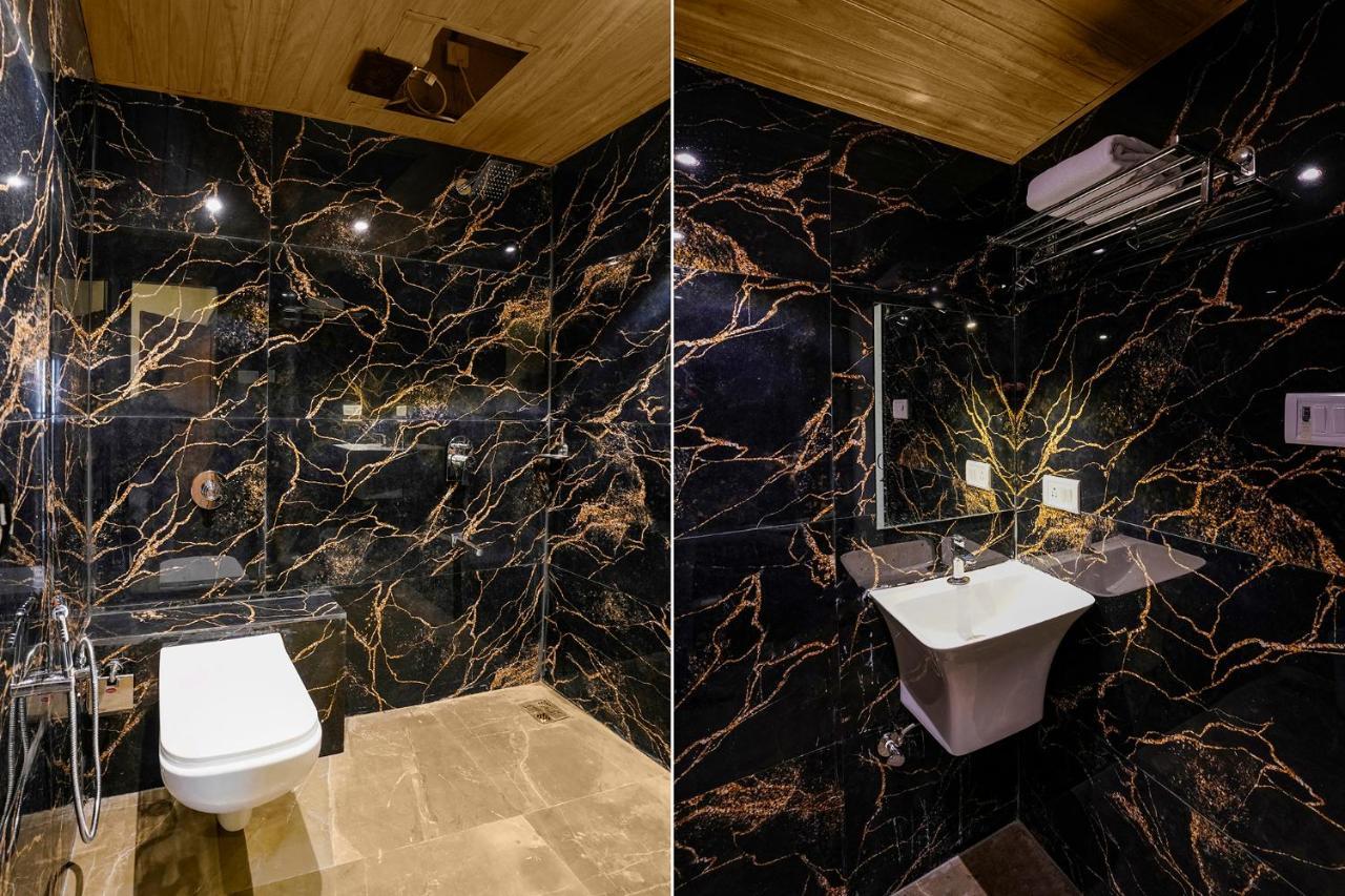 Fabhotel Antlers Mumbai Exterior photo