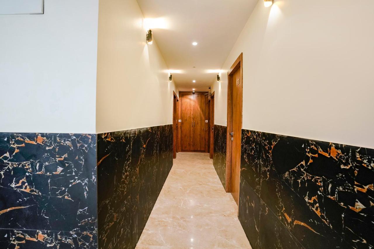 Fabhotel Antlers Mumbai Exterior photo