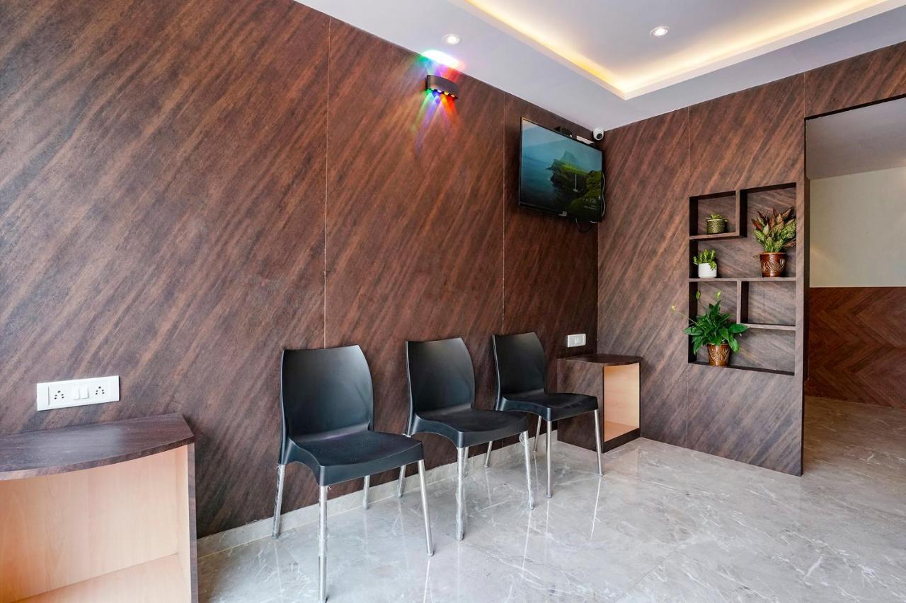 Fabhotel Antlers Mumbai Exterior photo